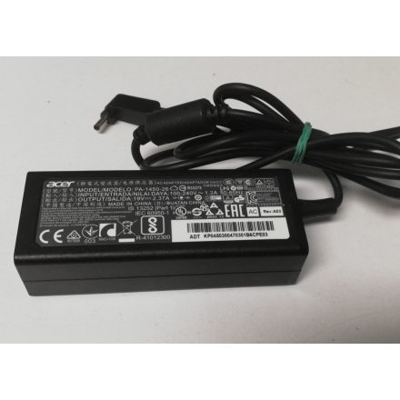 Acer 45W laptop töltő eredeti használt