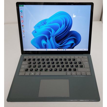 Microsoft Surface Laptop | i5-7300U | 8GB RAM | 256GB SSD | 13,5" Touch | használt laptop